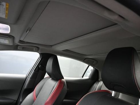 Used 2024 Toyota Prius Prime Premium FWD image 14
