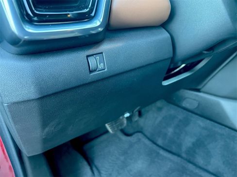 Used 2024 GMC Canyon AT4 w/ Canyon Safety Plus Package image 16