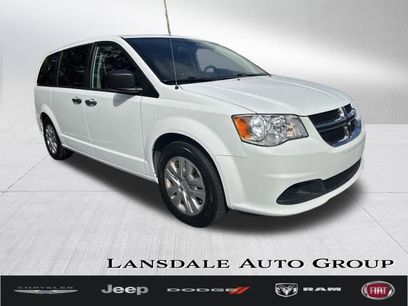 Certified 2019 Dodge Grand Caravan SE w/ UConnect Hands-Free Group