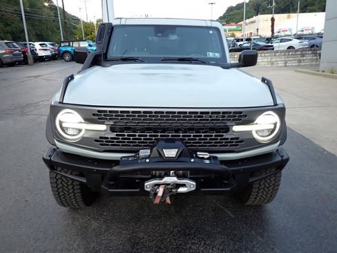 Used 2022 Ford Bronco Everglades image 8