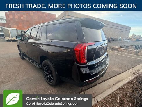 Used 2023 GMC Yukon XL AT4 w/ Technology Package image 6