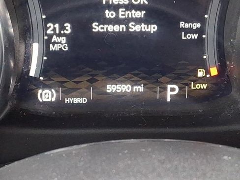 Used 2022 Jeep Wrangler Unlimited Sahara w/ Cold Weather Group AWD/4WD image 25
