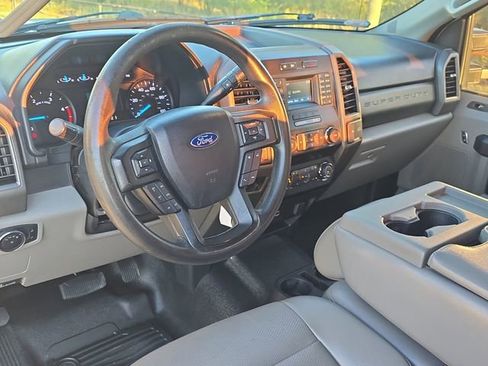 Used 2019 Ford F350 XL w/ Power Equipment Group image 15