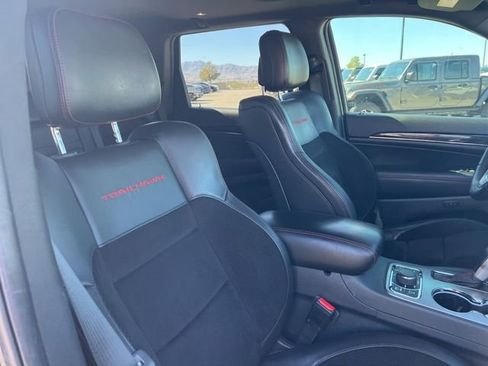 Used 2018 Jeep Grand Cherokee Trailhawk image 28