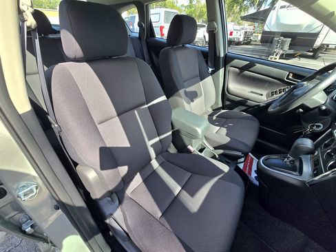 Used 2003 Pontiac Vibe Base w/ Power Group Value Package image 27