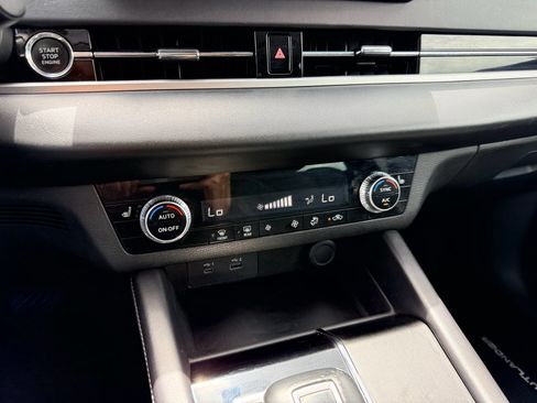 Used 2023 Mitsubishi Outlander SE FWD image 25