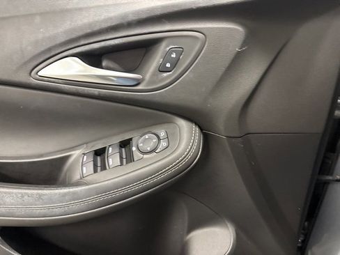 Used 2021 Buick Encore GX Preferred image 25