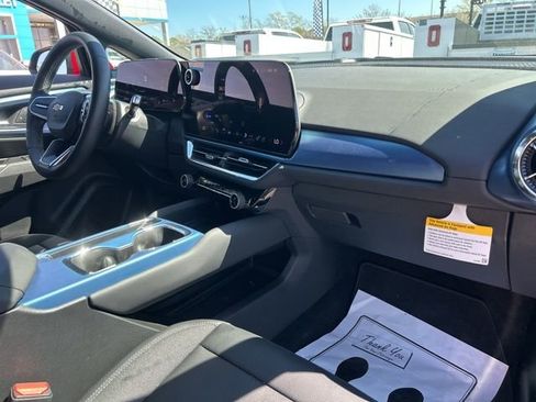 New 2026 Chevrolet Equinox EV LT w/ Convenience Package II image 33