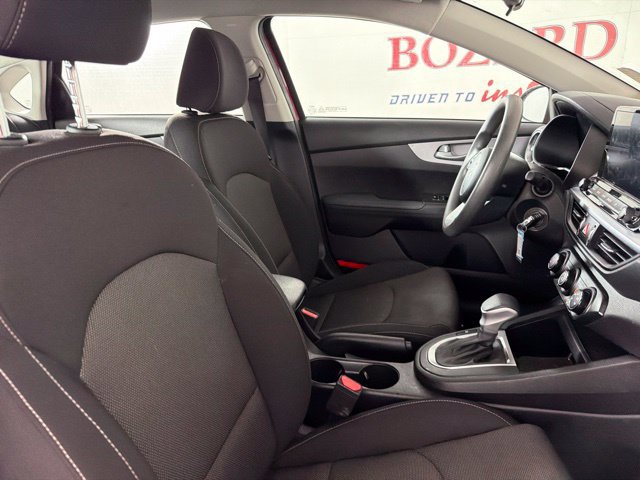 Used 2022 Kia Forte LXS w/ LXS Technology Package FWD image 29