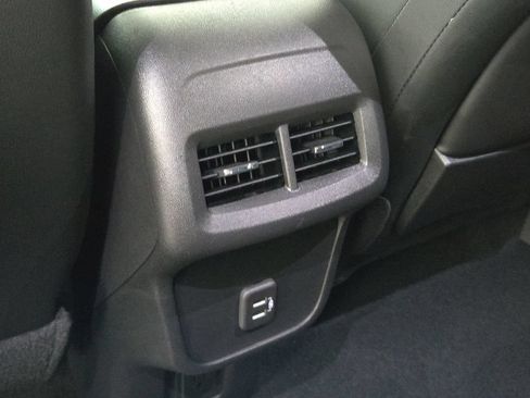 Used 2022 GMC Terrain SLT w/ Elevation Edition FWD image 26