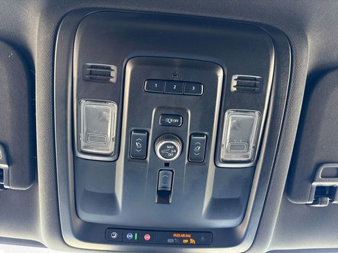 Used 2024 Chevrolet Tahoe Premier image 26