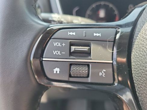 Used 2024 Honda Pilot Touring image 32