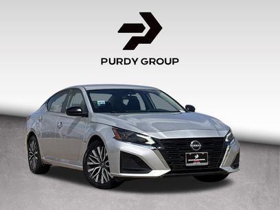Used 2024 Nissan Altima 2.5 SV