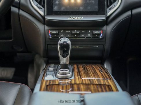 Used 2017 Maserati Ghibli S Q4 AWD/4WD image 60