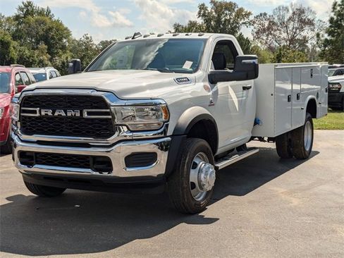 New 2024 RAM 5500 Tradesman image 4