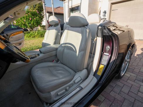 Used 2003 Lexus SC 430 Convertible image 38