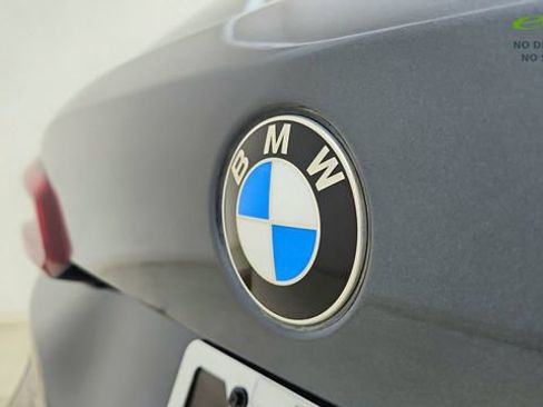 Used 2022 BMW X5 xDrive40i w/ M Sport Package AWD/4WD image 17