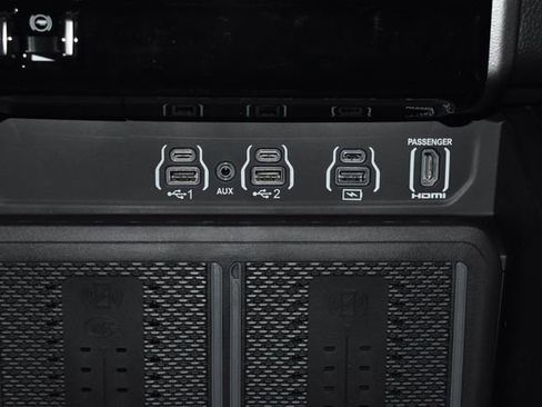 New 2026 RAM 1500 Laramie w/ Night Edition image 17