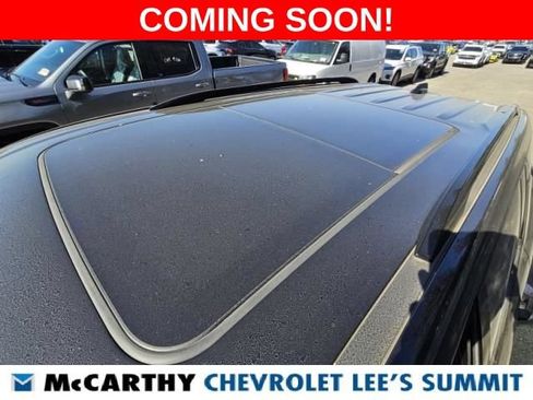 Used 2024 Chevrolet Traverse RS FWD image 8