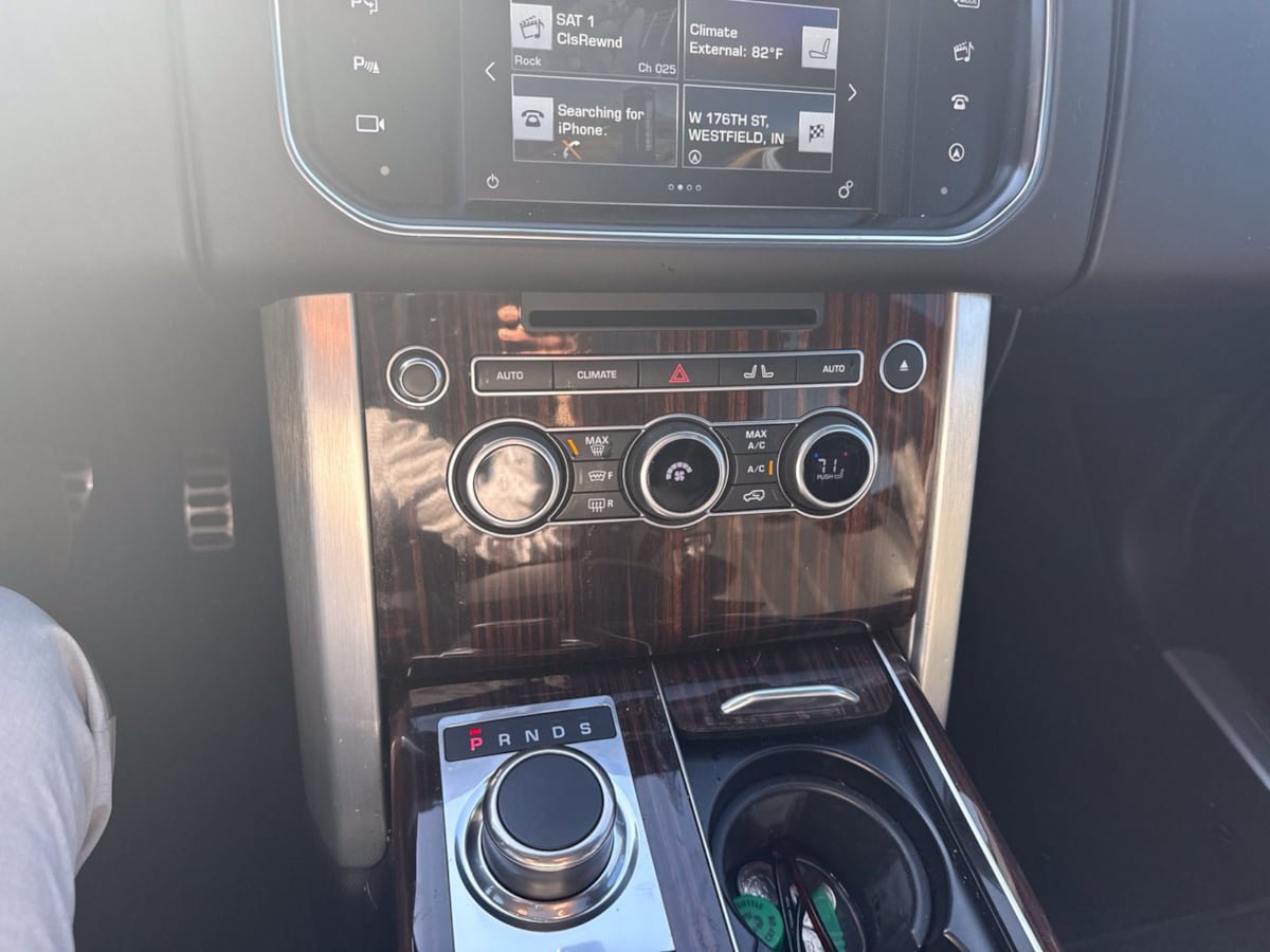 Used 2016 Land Rover Range Rover Supercharged AWD/4WD image 13