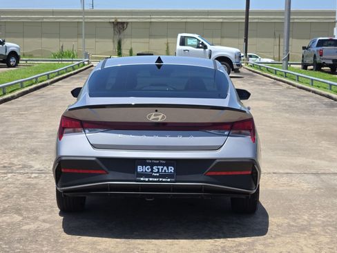 Used 2026 Hyundai Elantra Sport FWD image 6