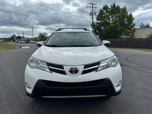 Used 2013 Toyota RAV4 Limited AWD/4WD image 36