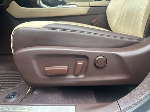 Used 2018 Lexus RX 350 AWD w/ Premium Package image 16