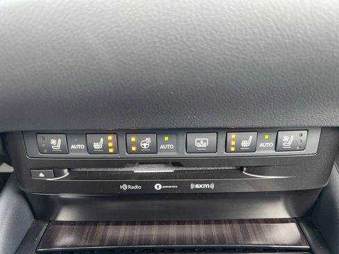 Used 2019 Lexus ES 300h image 28