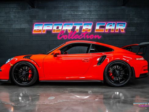 Used 2016 Porsche 911 GT3 RS image 3