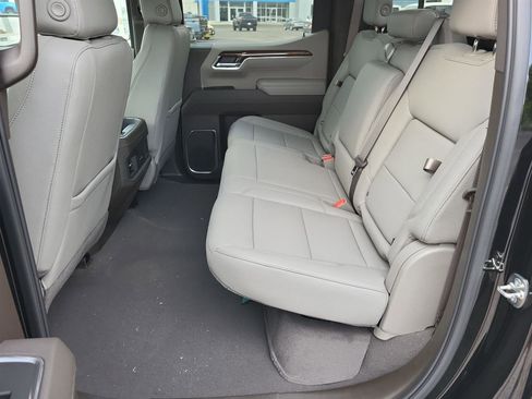 New 2025 Chevrolet Silverado 1500 LT Trail Boss w/ Dark Appearance Package image 24