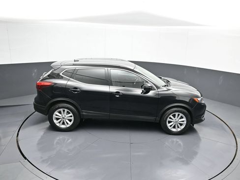 Used 2019 Nissan Rogue Sport SV w/ All-Weather Package AWD/4WD image 35