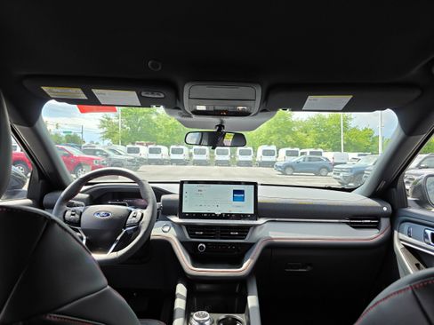 New 2026 Ford Explorer ST-Line AWD/4WD image 12