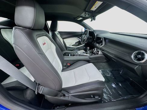 Used 2018 Chevrolet Camaro SS image 34