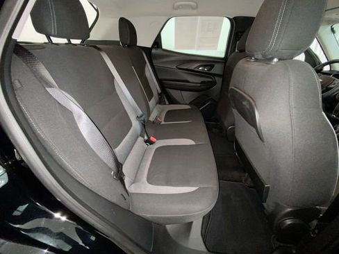 Used 2023 Chevrolet TrailBlazer LS AWD/4WD image 31