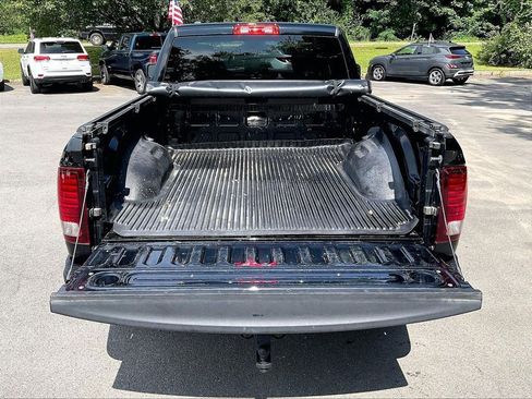 Used 2022 RAM 1500 Warlock AWD/4WD image 28