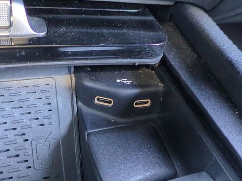 Used 2024 Mercedes-Benz GLE 350 4MATIC image 22