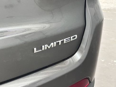 Certified 2023 Jeep Compass Limited image 18