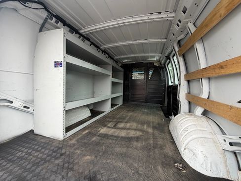 Used 2020 Chevrolet Express 2500 w/ Driver Convenience Package image 22