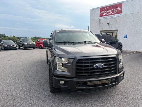 Used 2015 Ford F150 XLT w/ Equipment Group 302A Luxury AWD/4WD image 2