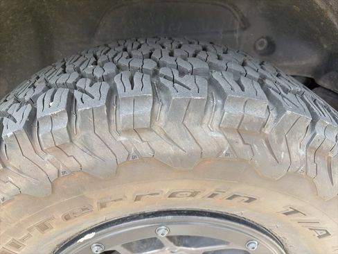 Used 2023 Jeep Wrangler Unlimited Sport AWD/4WD image 7