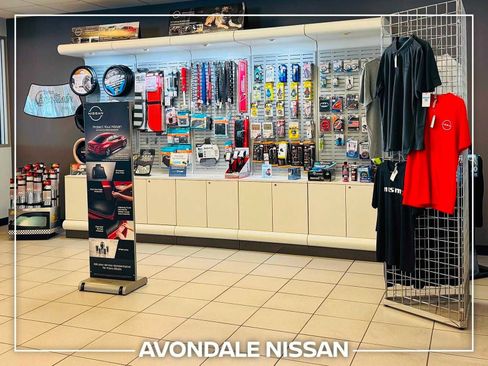 Certified 2017 Nissan Titan S image 30