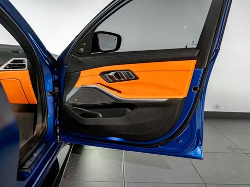 Used 2026 BMW M3 w/ M Carbon Exterior Package RWD image 25
