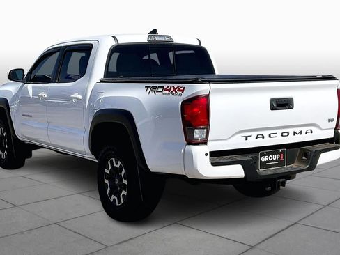 Used 2019 Toyota Tacoma TRD Off-Road image 11