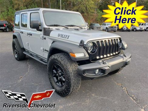 Used 2023 Jeep Wrangler Unlimited Sport image 1