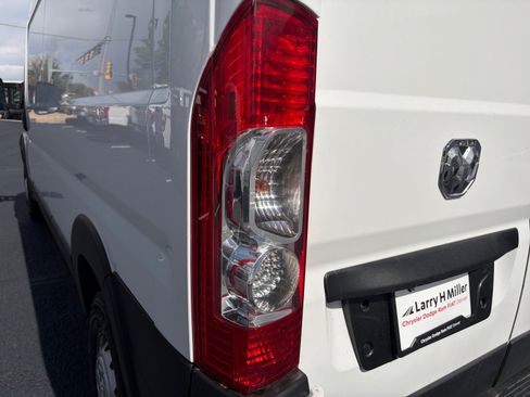Used 2023 RAM ProMaster 2500 FWD image 19