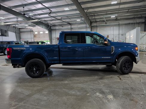 Used 2022 Ford F250 Lariat w/ Tremor Off-Road Package AWD/4WD image 2