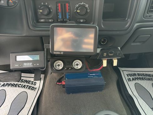 Used 2006 Chevrolet Silverado 3500 LS image 15