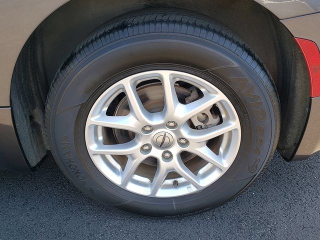 Used 2023 Chrysler Pacifica Touring-L FWD image 21