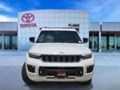 Used 2022 Jeep Grand Cherokee L Overland w/ Luxury Tech Group IV AWD/4WD image 5
