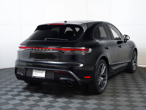 Certified 2025 Porsche Macan Turbo image 10